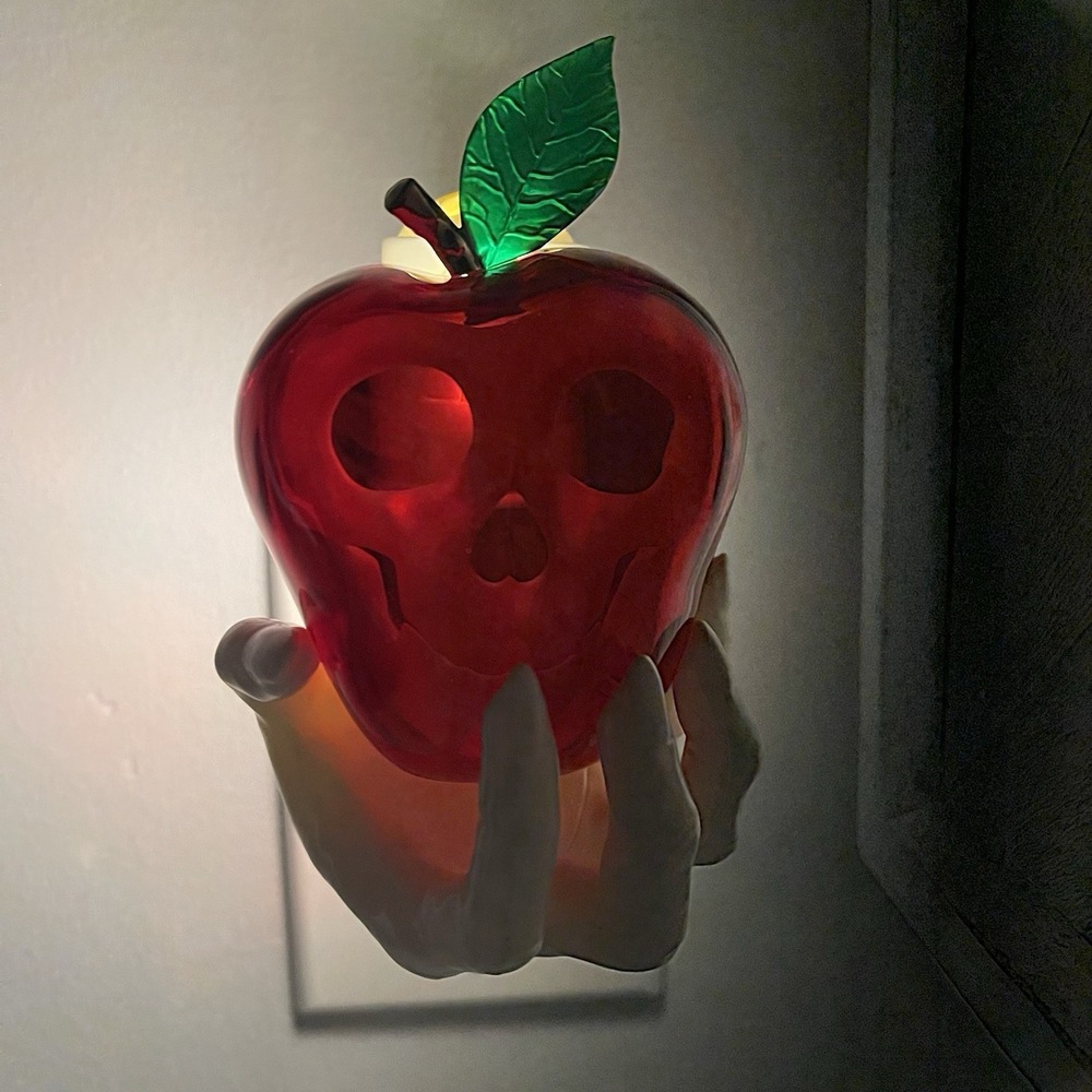 Bath & Body Works Halloween Haunted House Projector Bats Wallflower Plug-In MARC